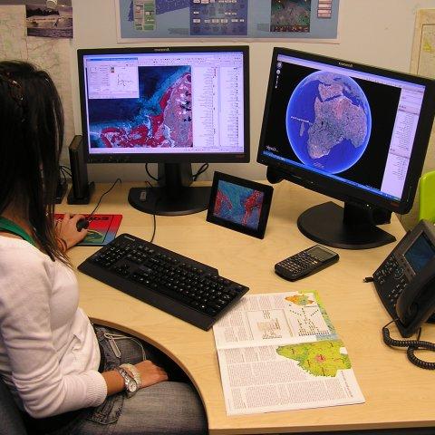 gis-student-computing