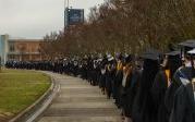 近2,000 graduates attended the fall commencement ceremonies. 图Chuck Thomas/ODU